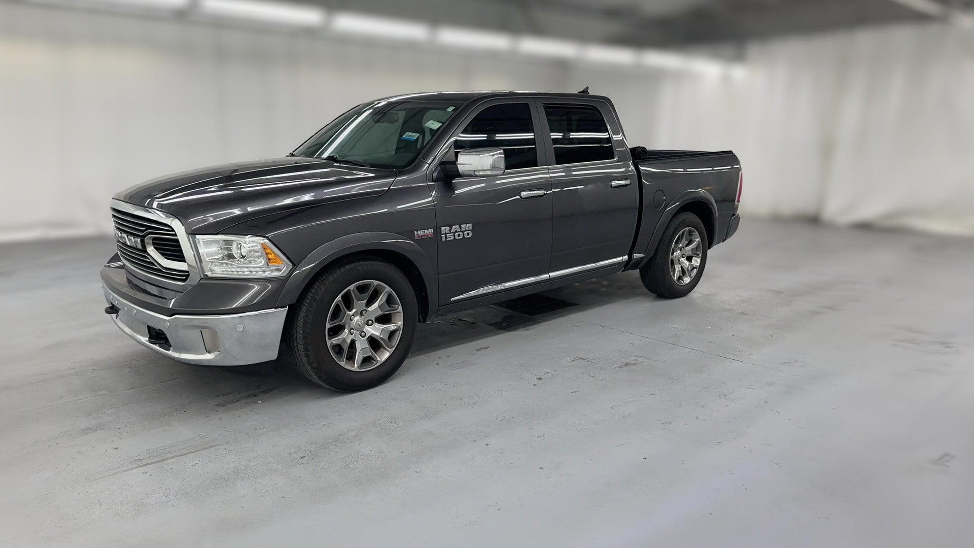 2017 Ram 1500 Crew Cab vehicle photo