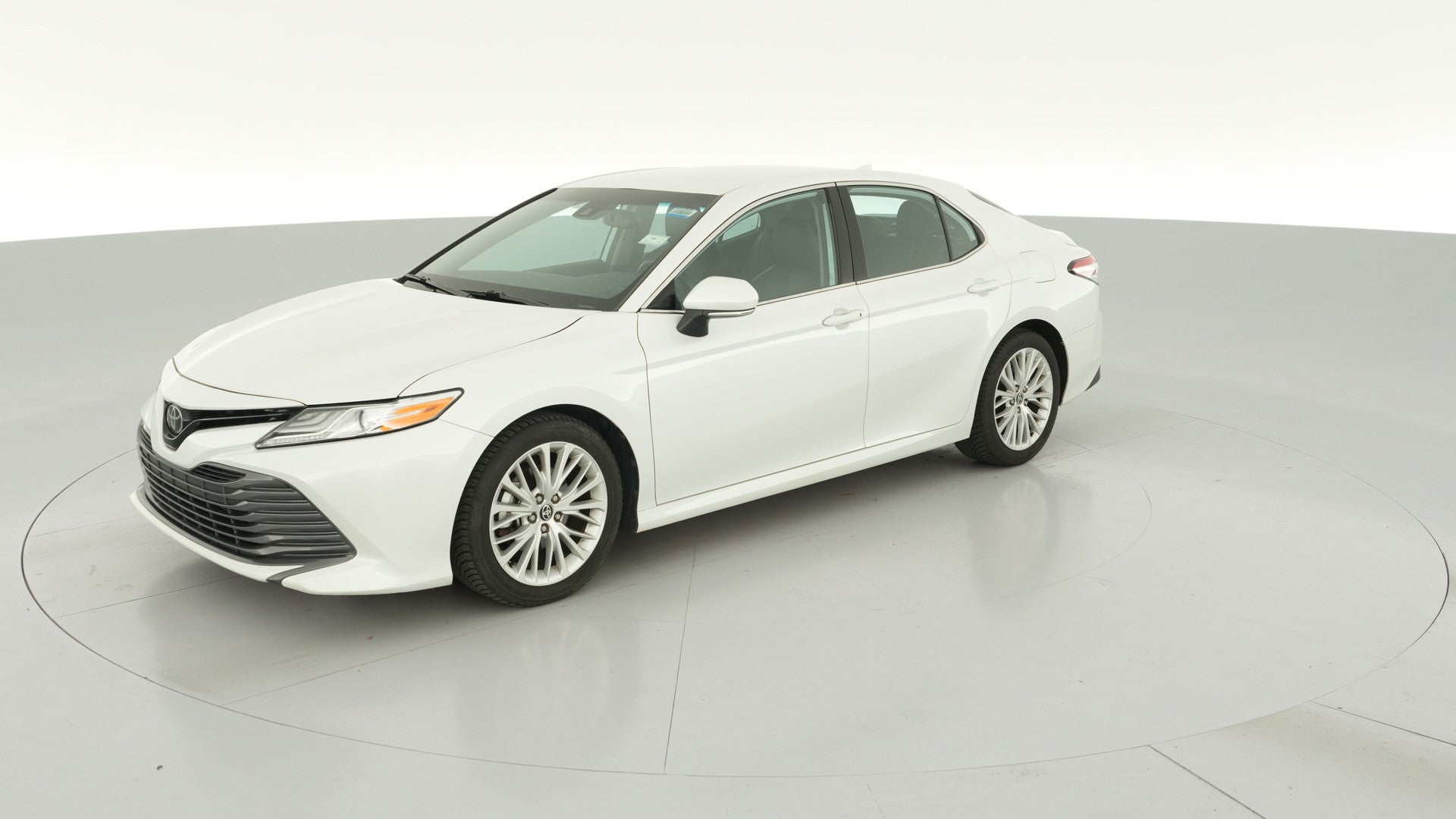 2020 Toyota Camry vehicle photo