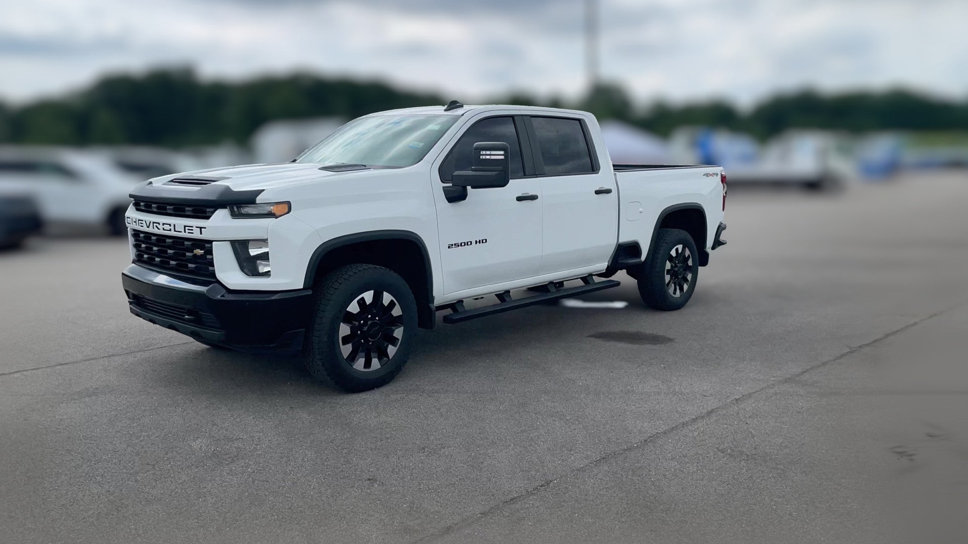 2020 Chevrolet Silverado 2500 HD Crew Cab vehicle photo