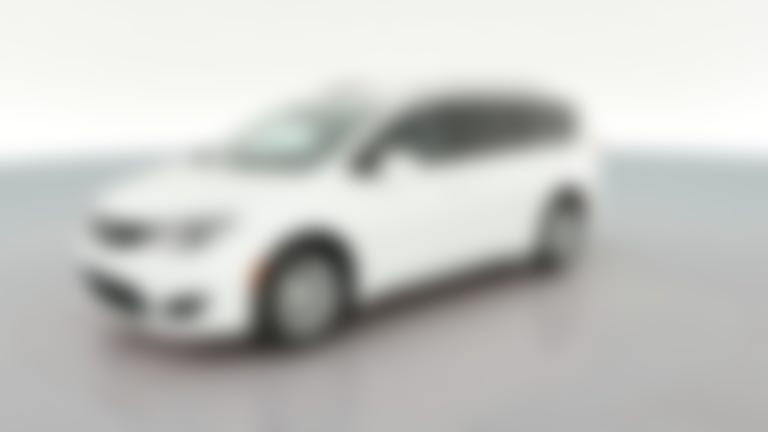 2017 Chrysler Pacifica vehicle photo