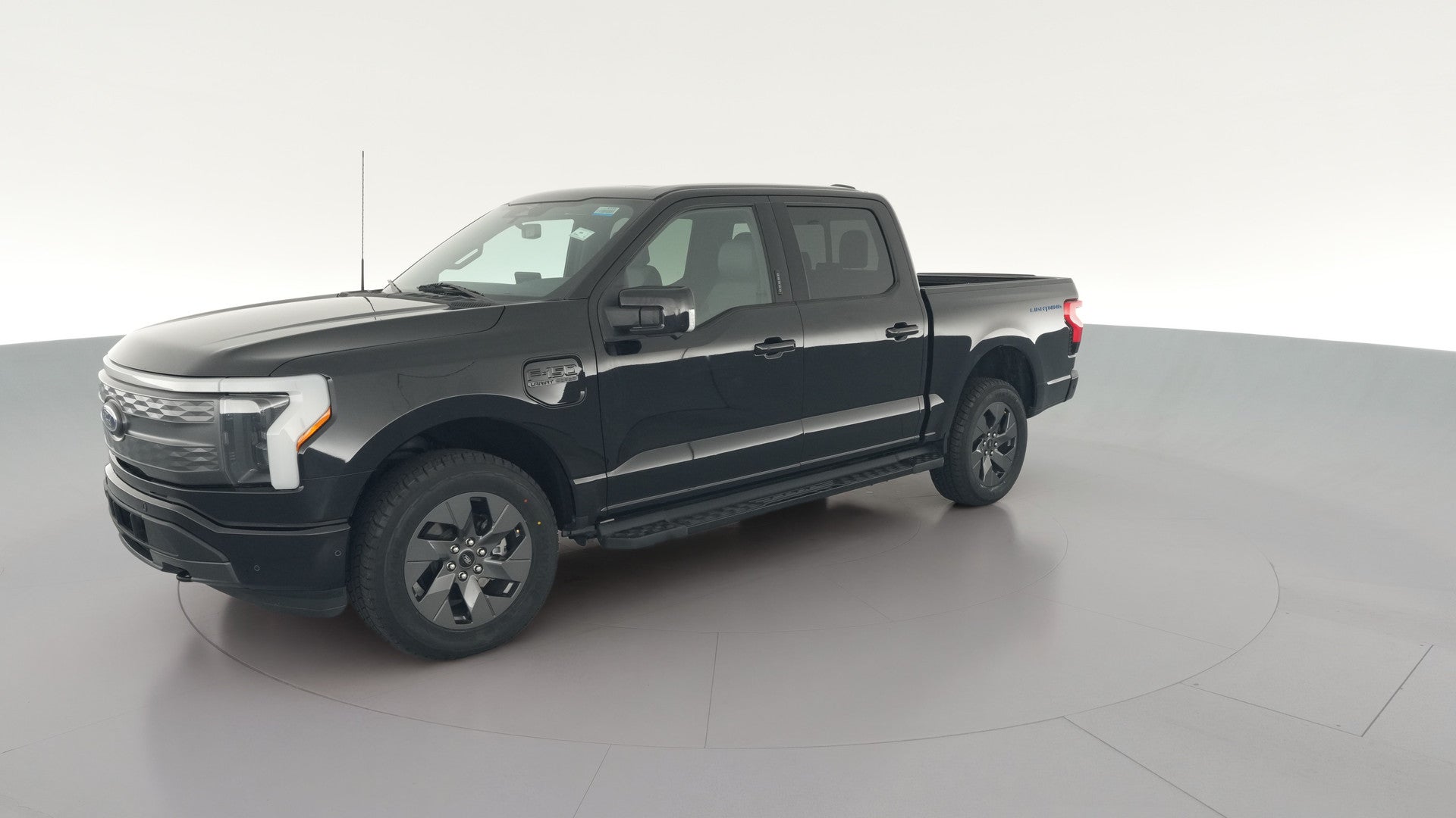 2023 Ford F150 Lightning vehicle photo