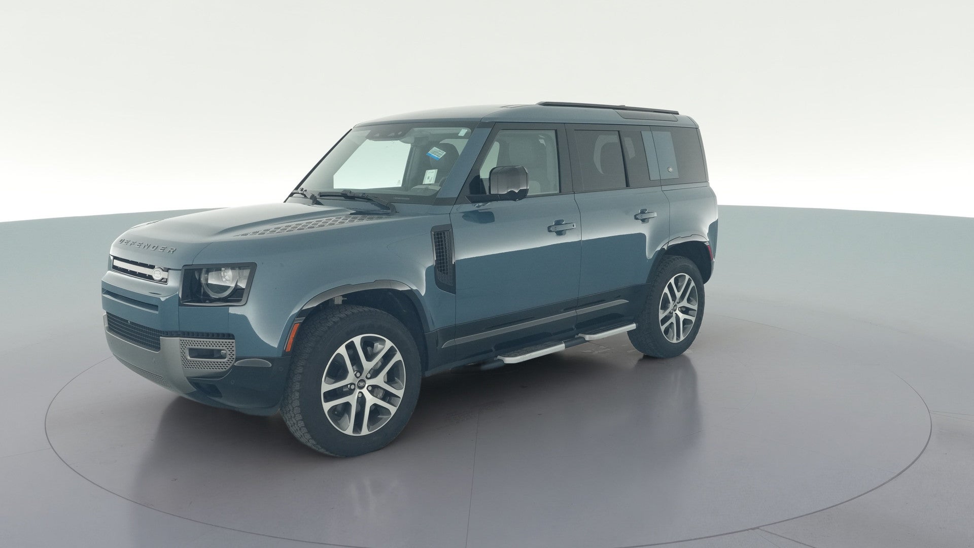 2024 Land Rover Defender 110 vehicle photo