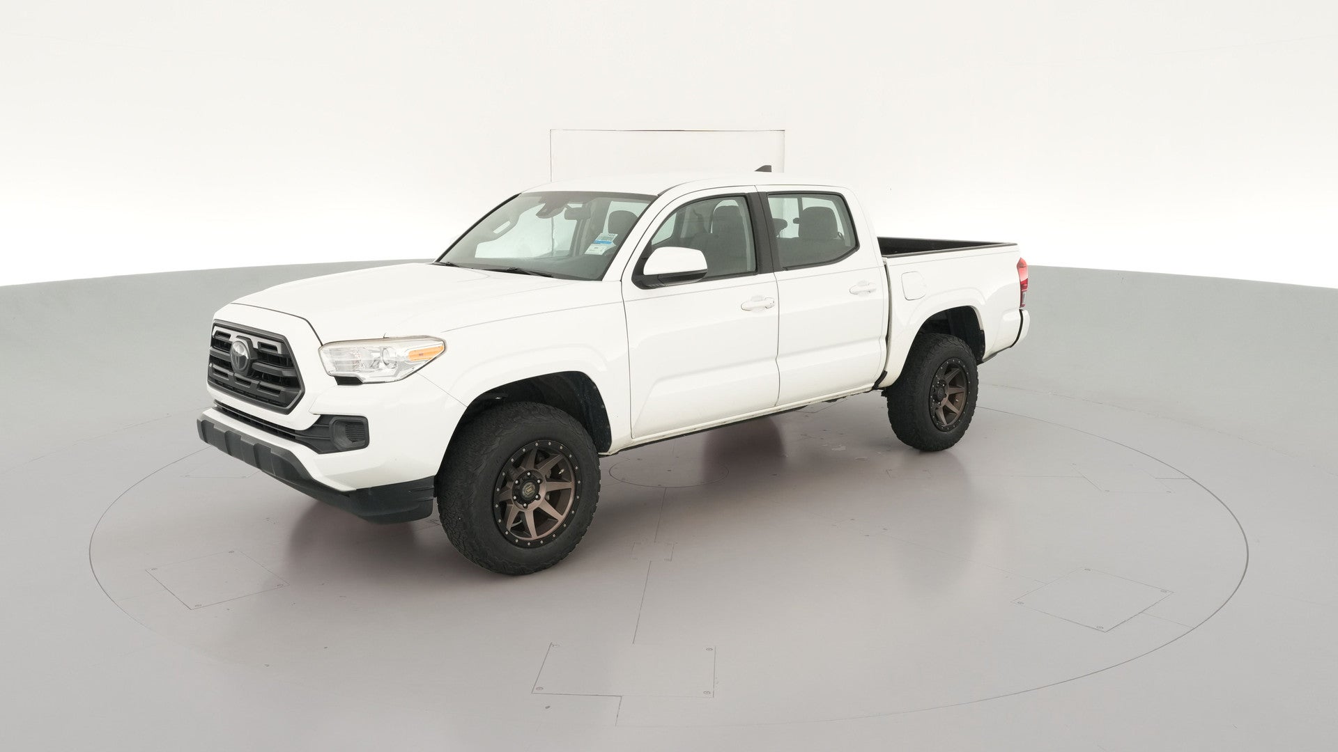 2018 Toyota Tacoma Double Cab vehicle photo