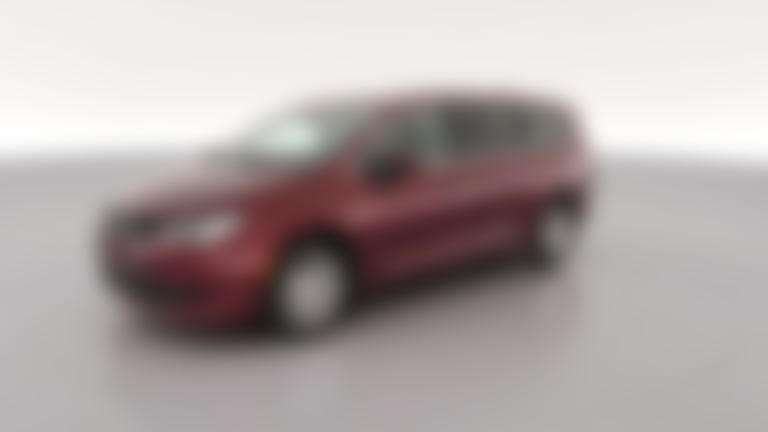 2023 Chrysler Voyager vehicle photo