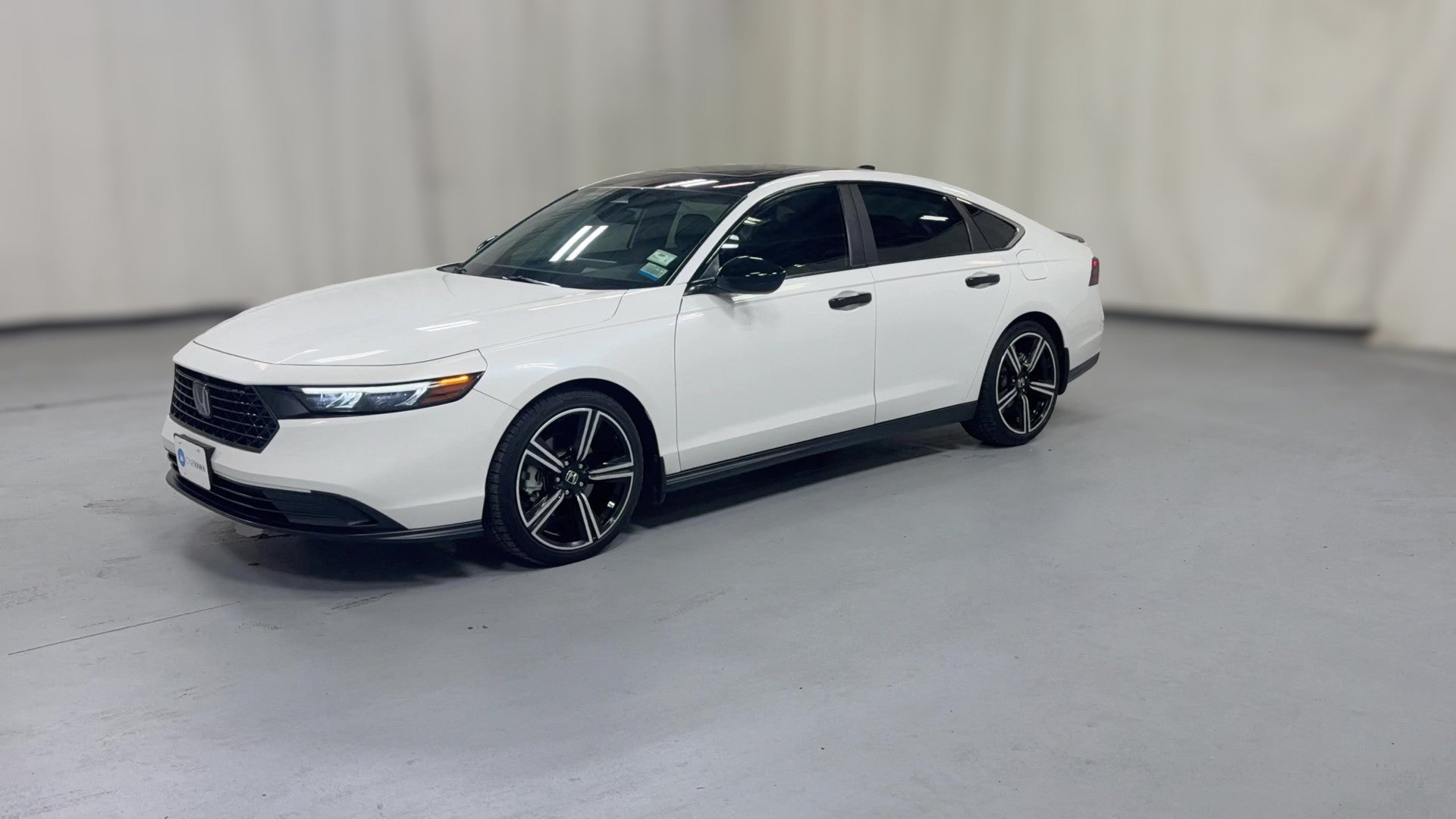 2023 Honda Accord Hybrid vehicle photo