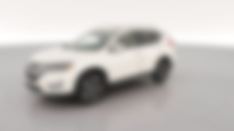 2017 Nissan Rogue vehicle photo