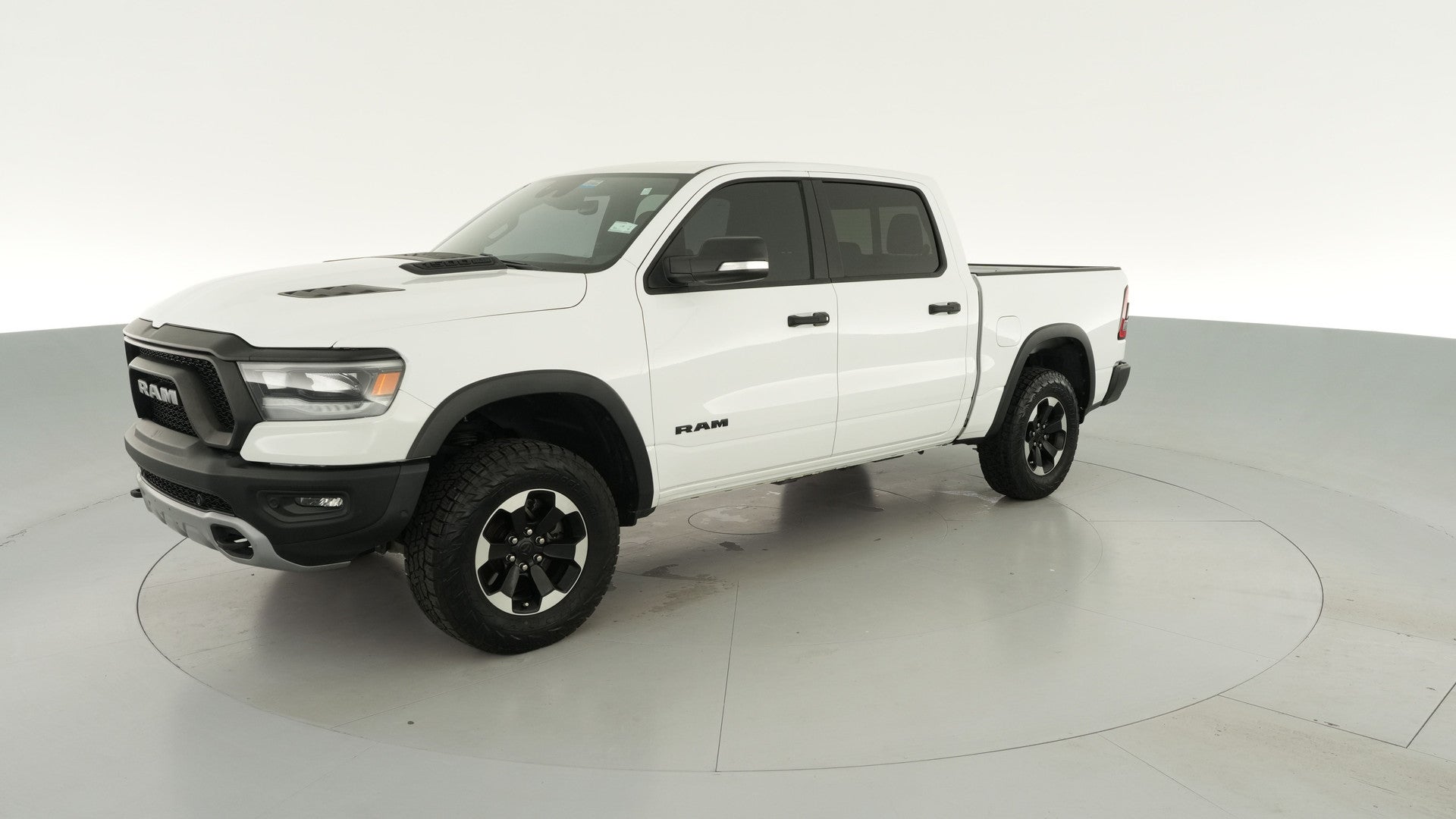 2022 Ram 1500 Crew Cab vehicle photo