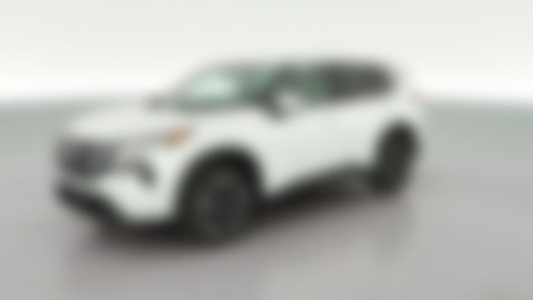 2024 Nissan Rogue vehicle photo