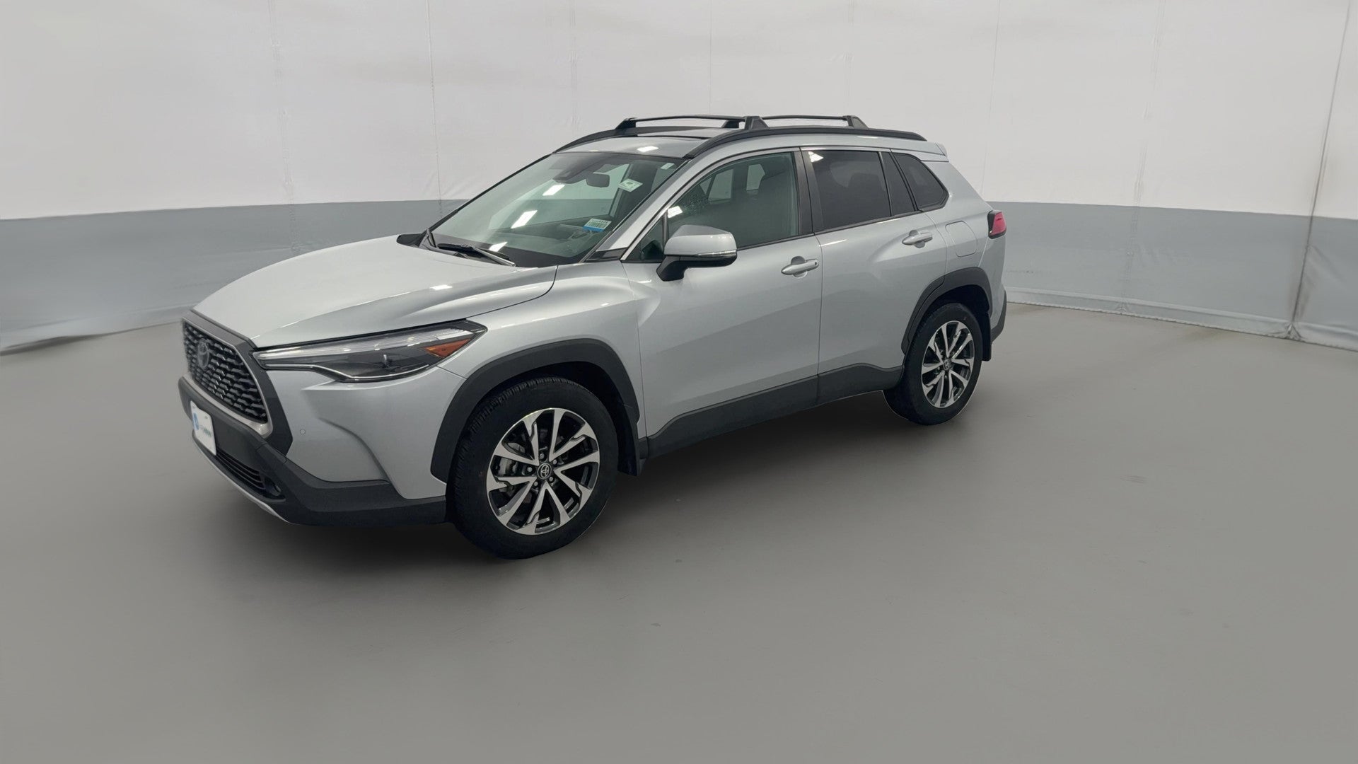 2022 Toyota Corolla Cross vehicle photo