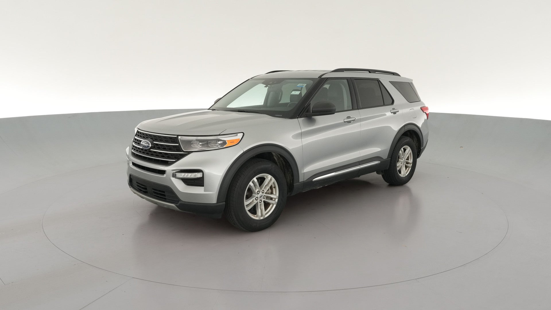 2021 Ford Explorer vehicle photo