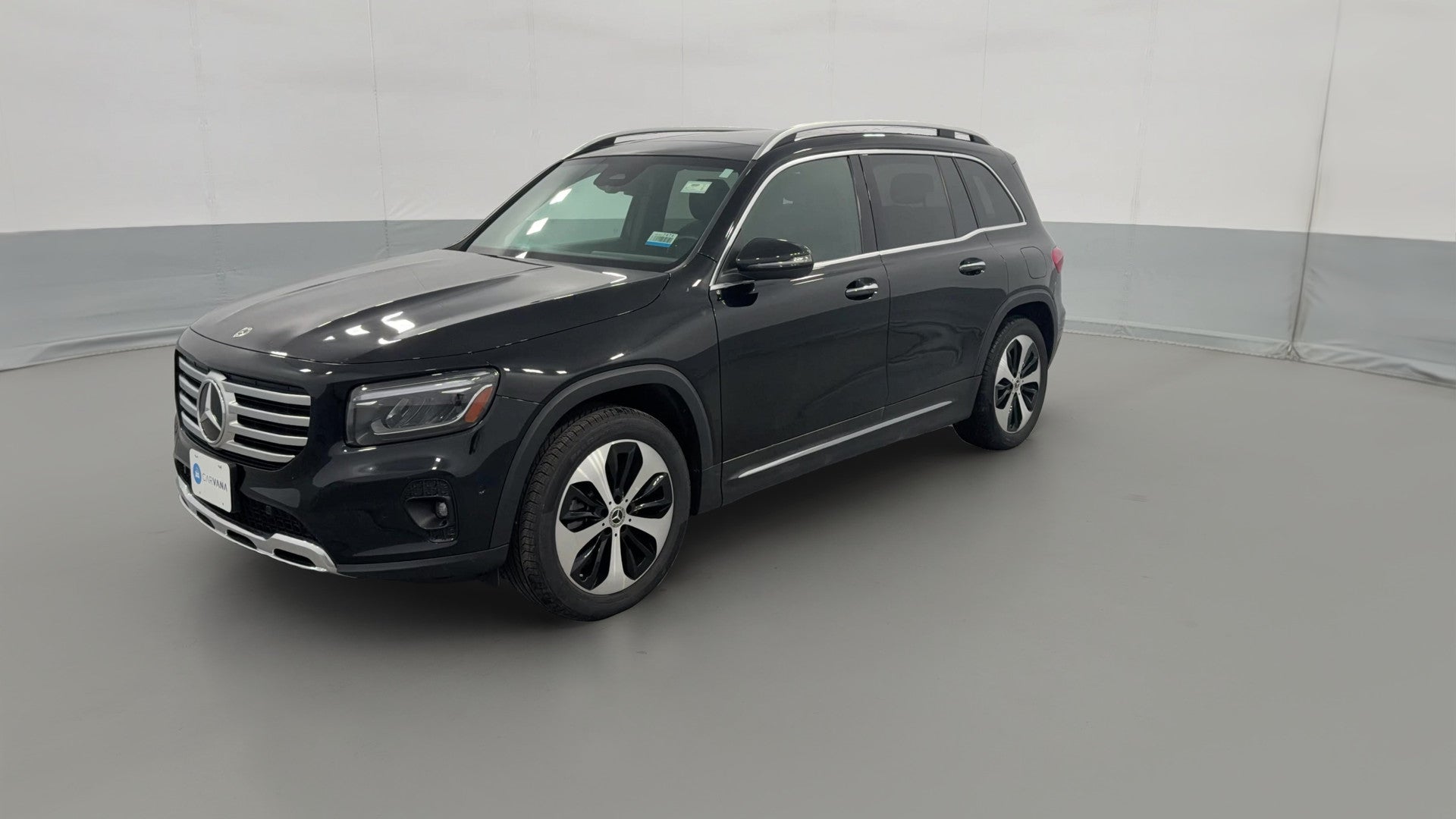 2025 Mercedes-Benz GLB vehicle photo