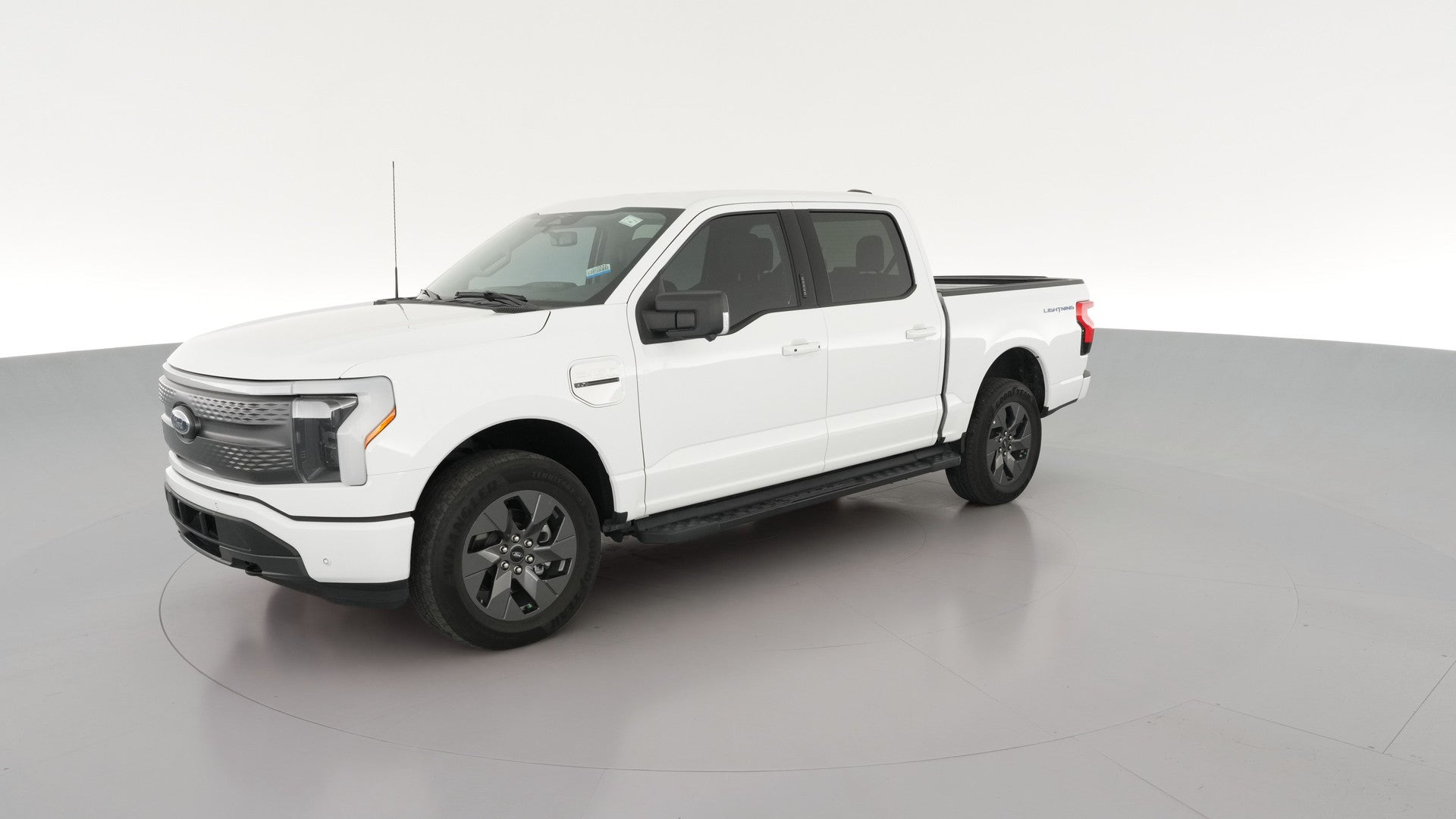 2023 Ford F150 Lightning vehicle photo