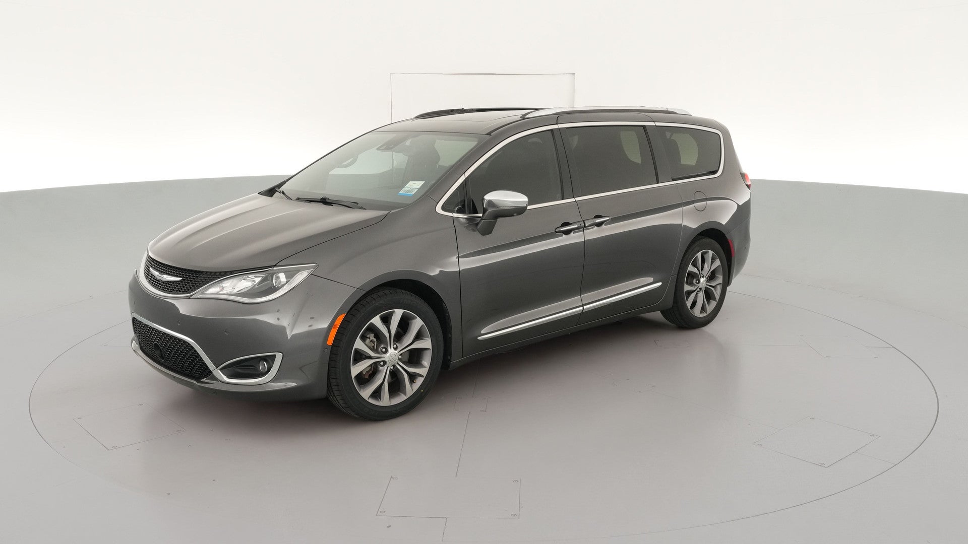 2020 Chrysler Pacifica vehicle photo