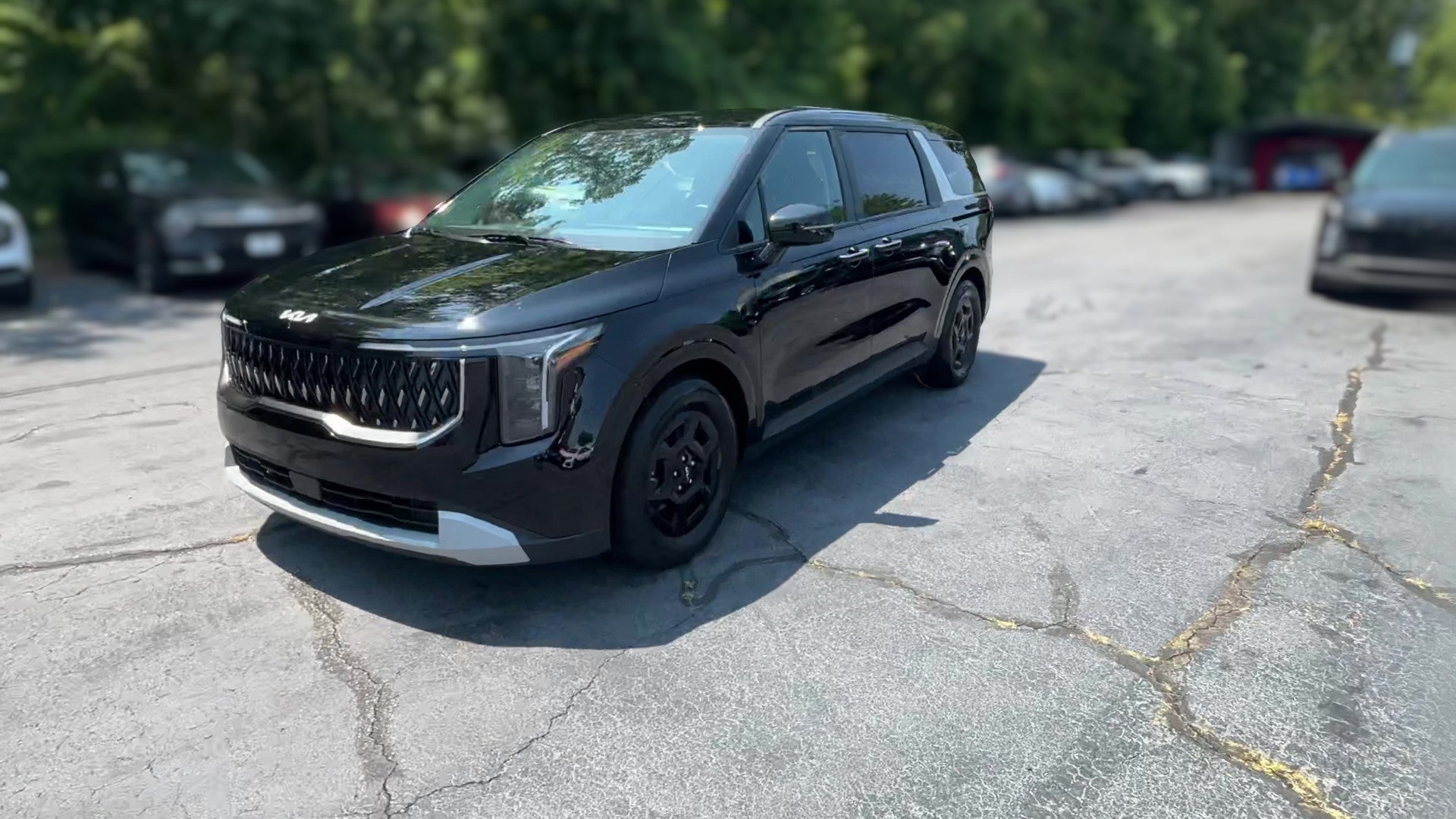 2026 Kia Carnival vehicle photo
