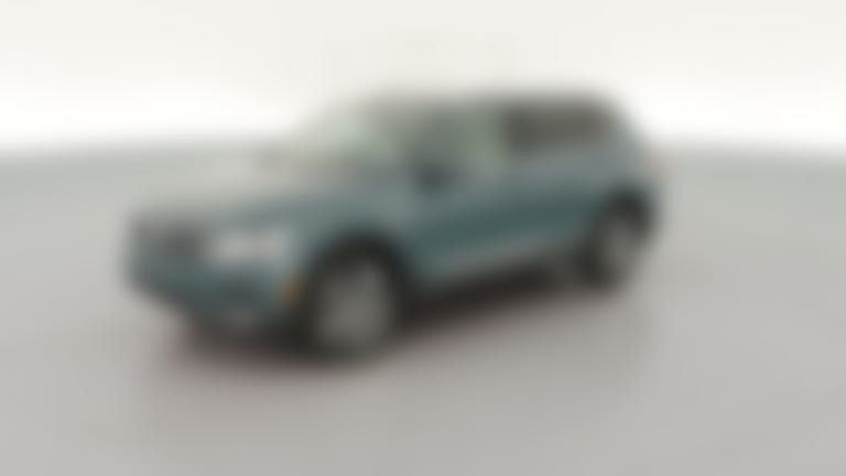 2021 Volkswagen Tiguan vehicle photo