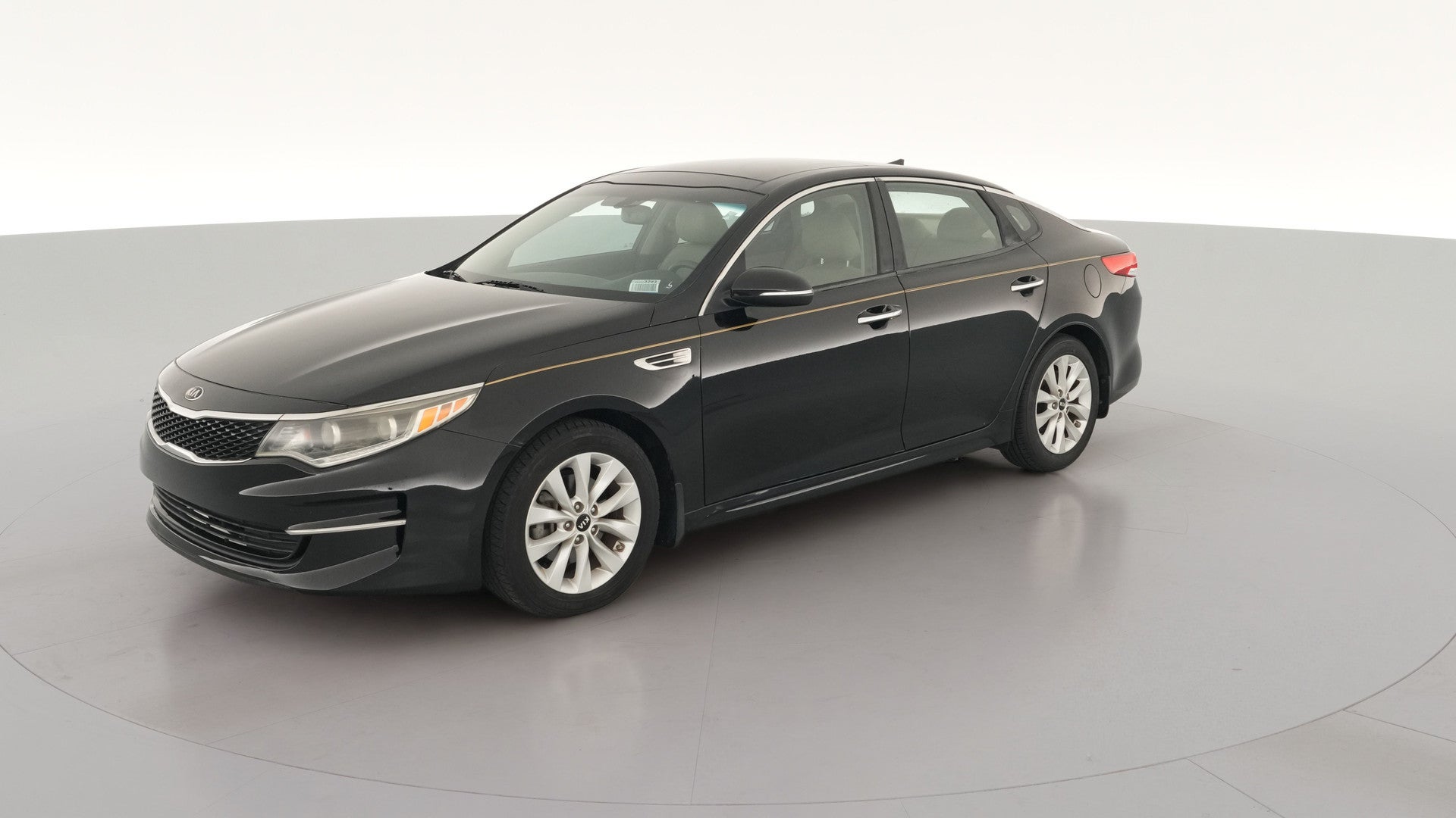 2016 Kia Optima vehicle photo