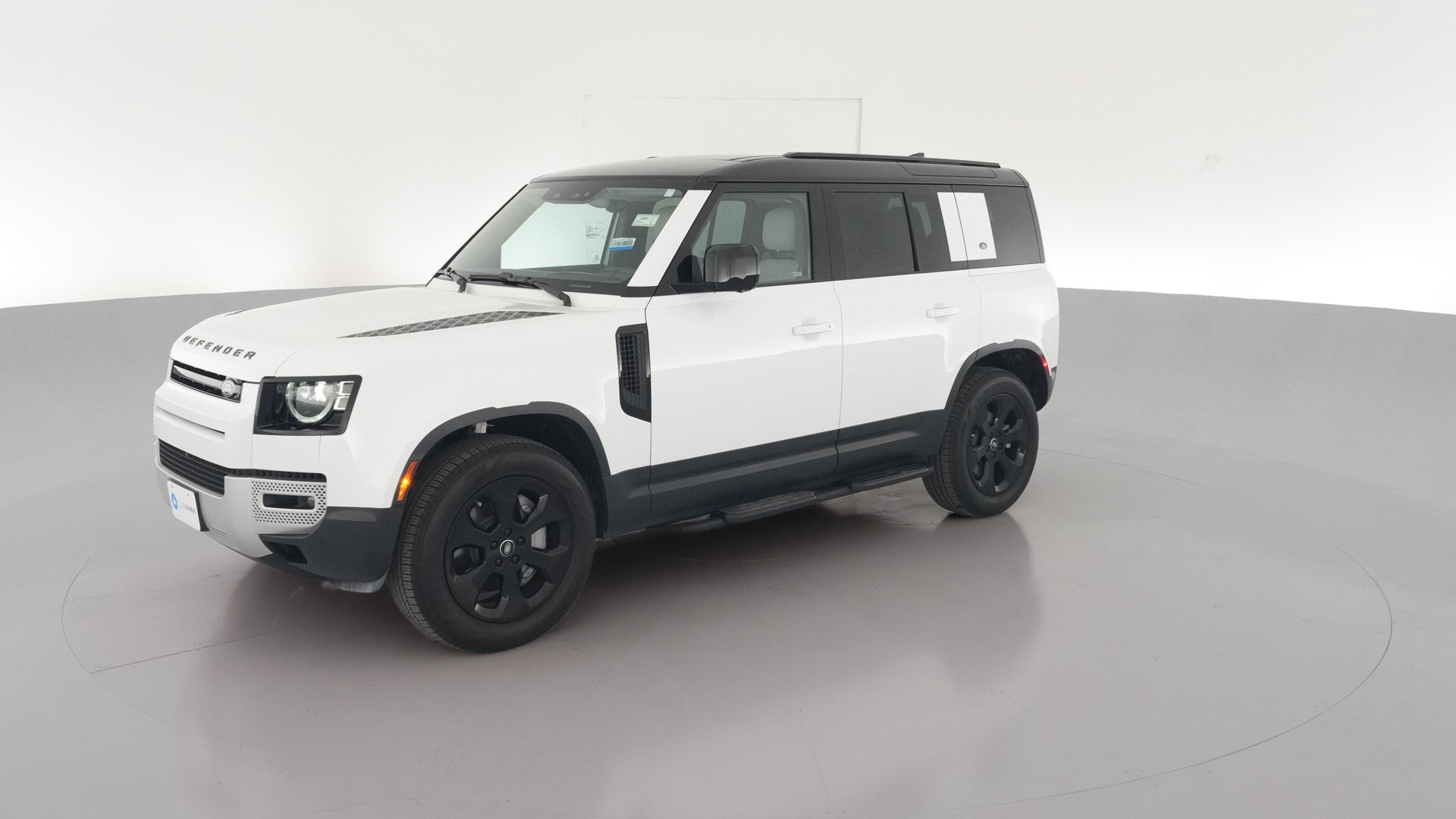 2024 Land Rover Defender 110 vehicle photo