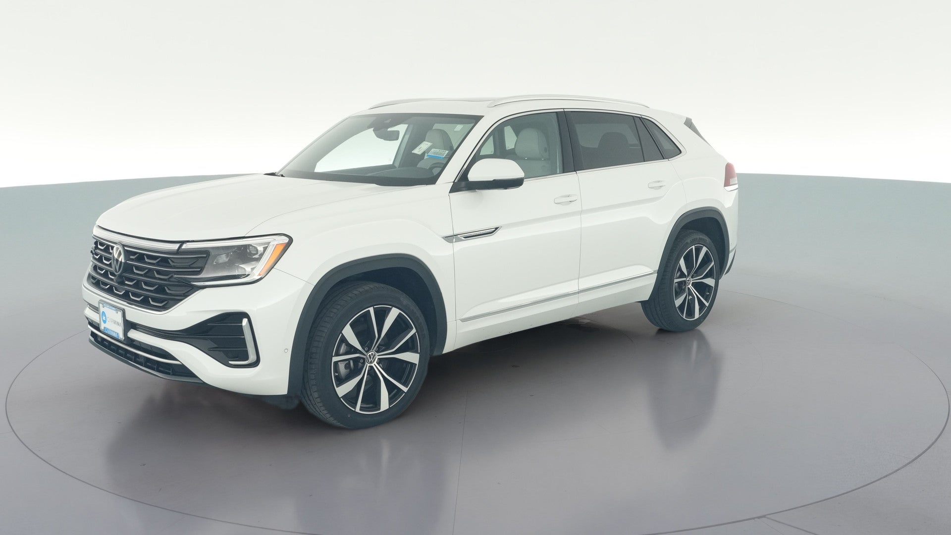 2024 Volkswagen Atlas Cross Sport vehicle photo