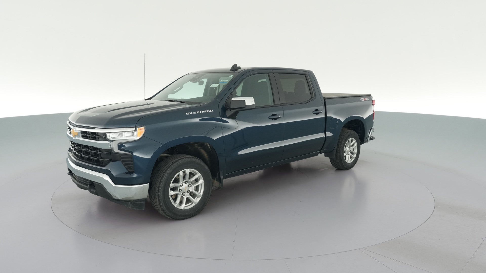 2023 Chevrolet Silverado 1500 Crew Cab vehicle photo