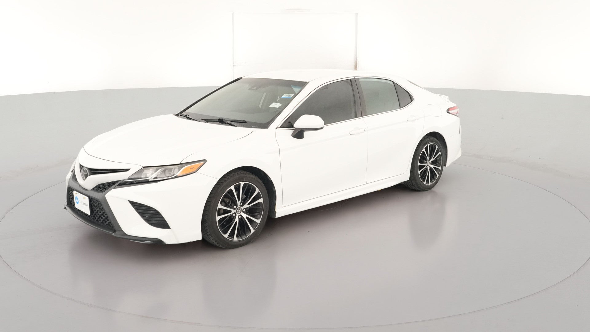 2019 Toyota Camry vehicle photo