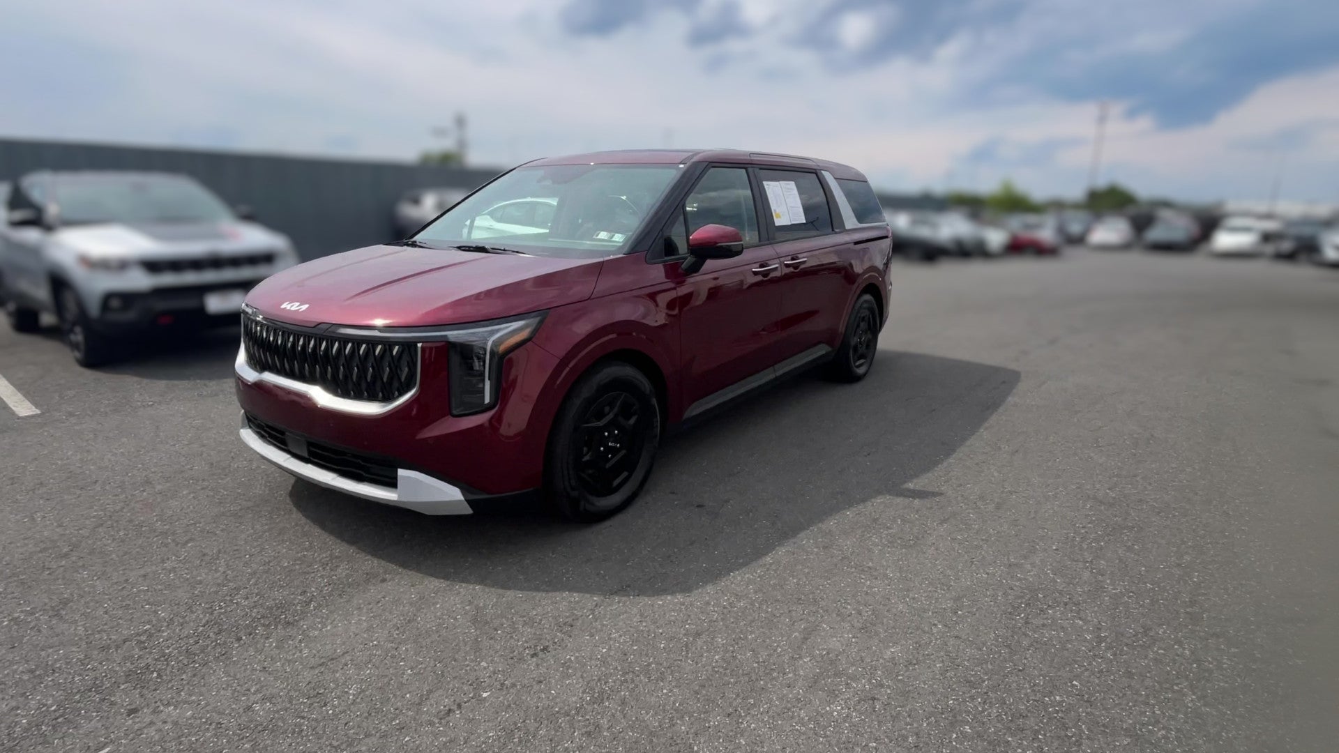 2026 Kia Carnival vehicle photo