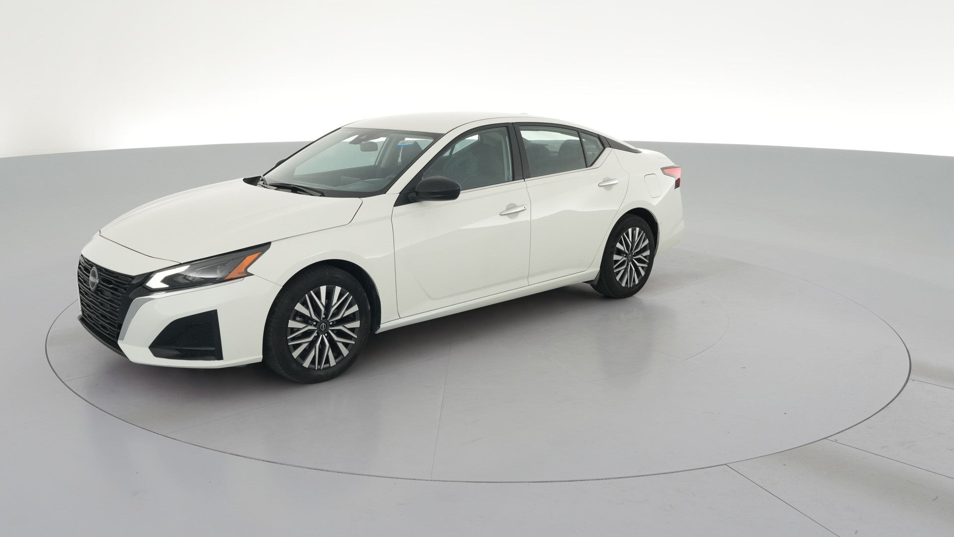 2025 Nissan Altima vehicle photo