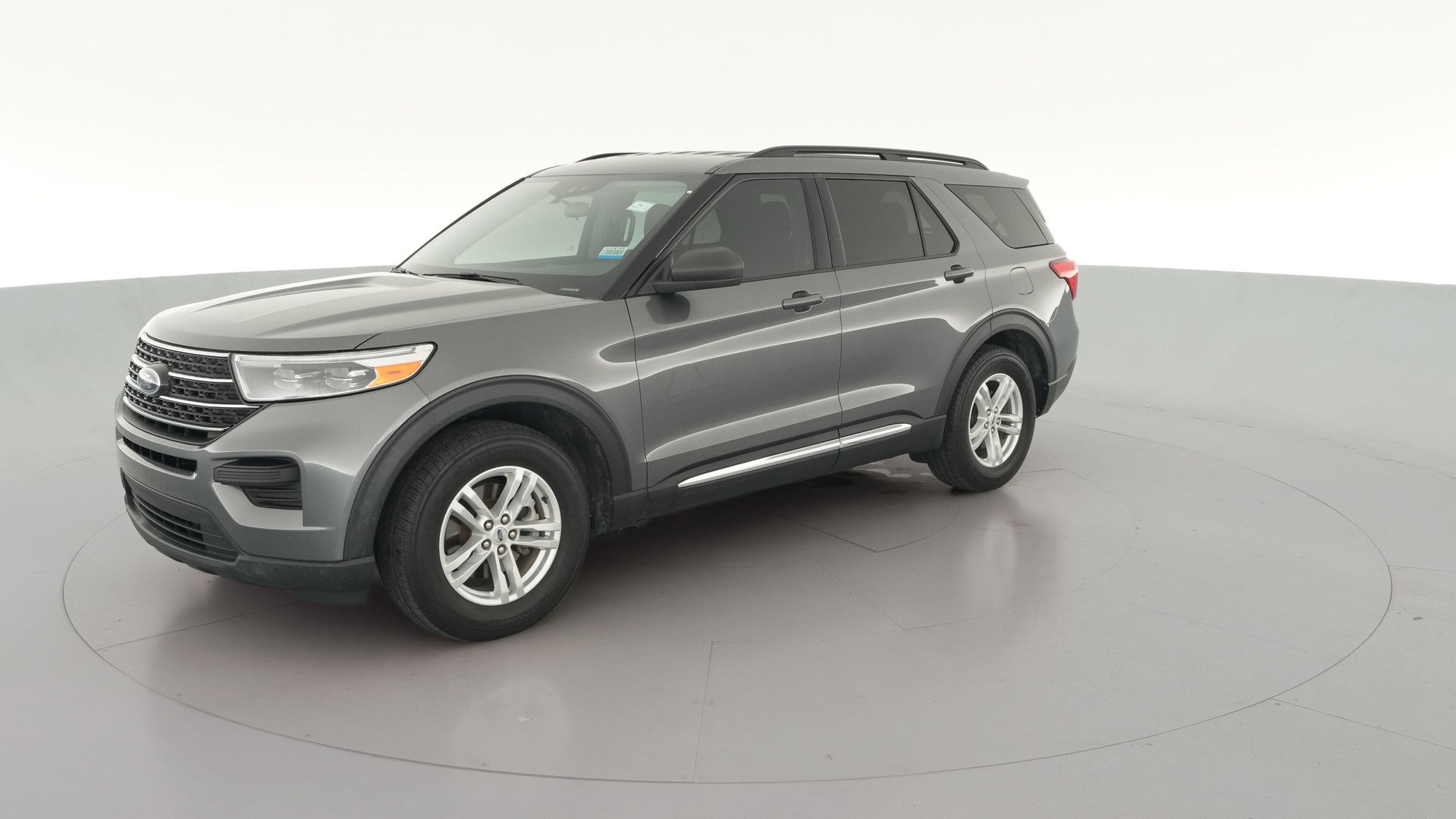 2023 Ford Explorer vehicle photo