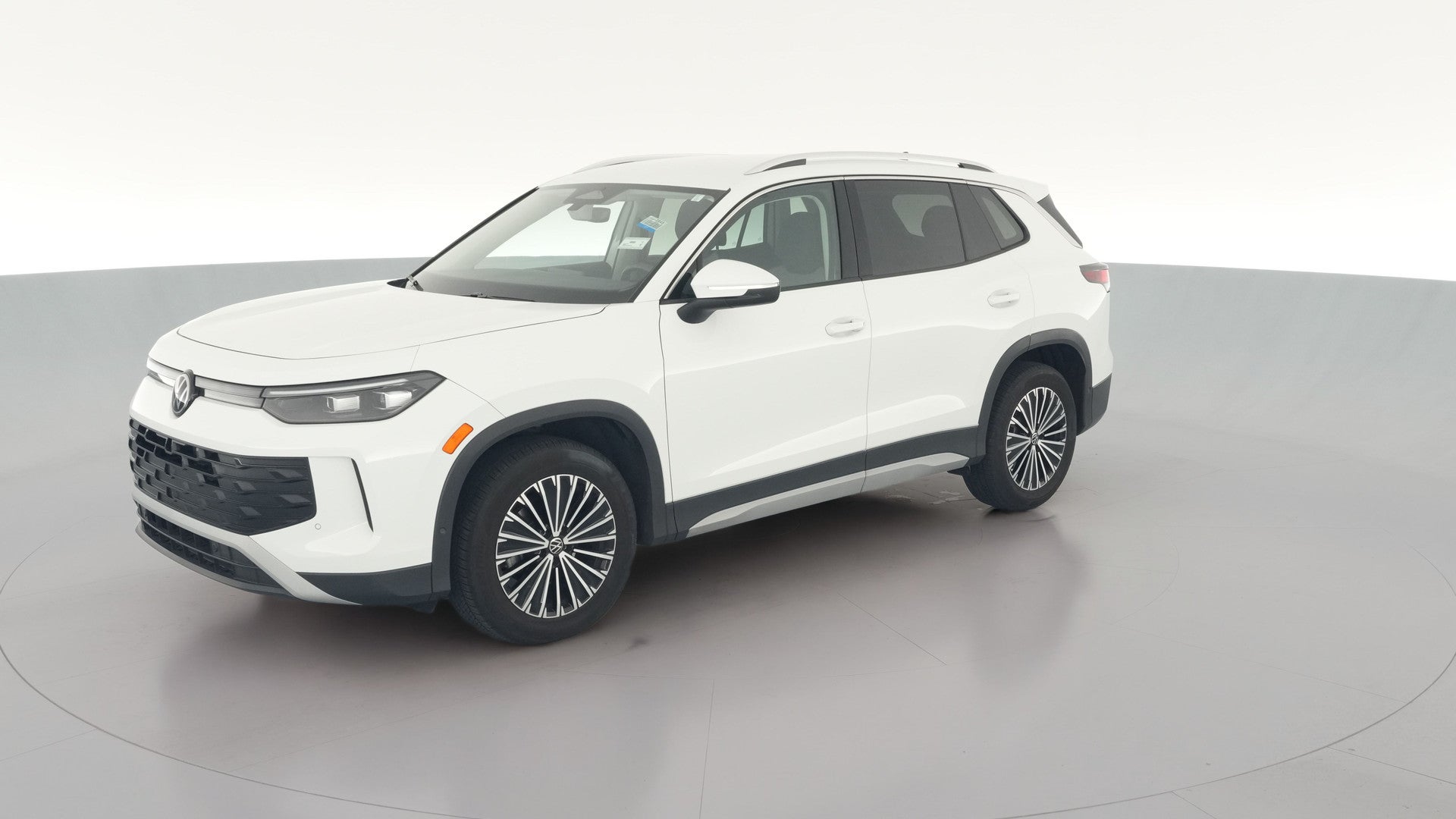 2025 Volkswagen Tiguan vehicle photo