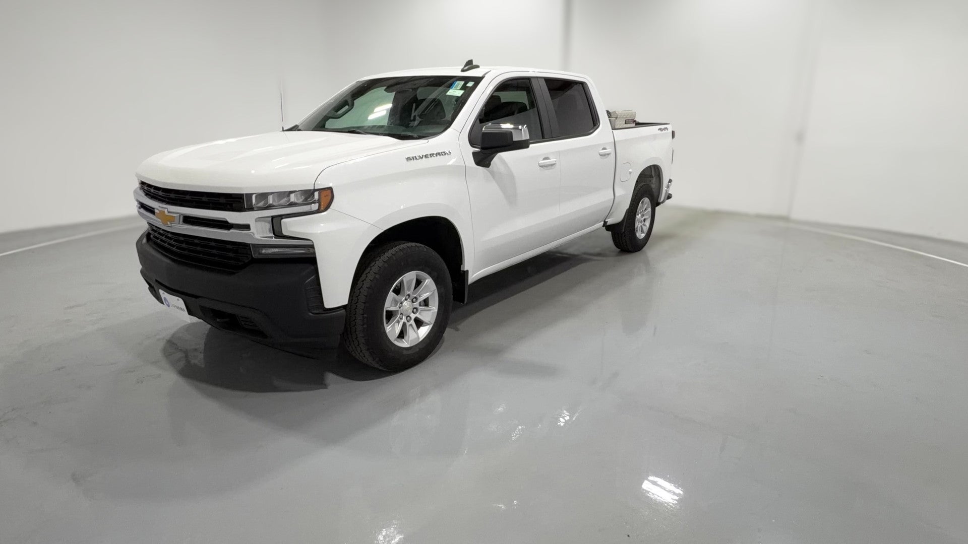 2021 Chevrolet Silverado 1500 Crew Cab vehicle photo