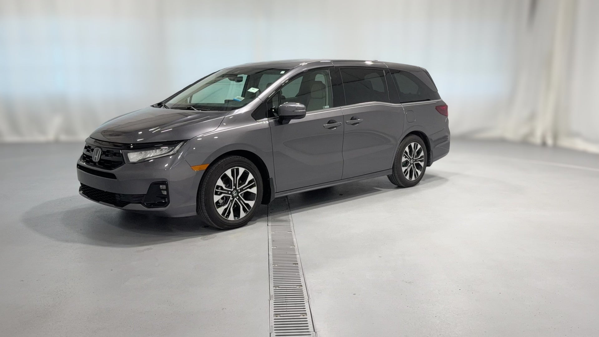 2026 Honda Odyssey vehicle photo