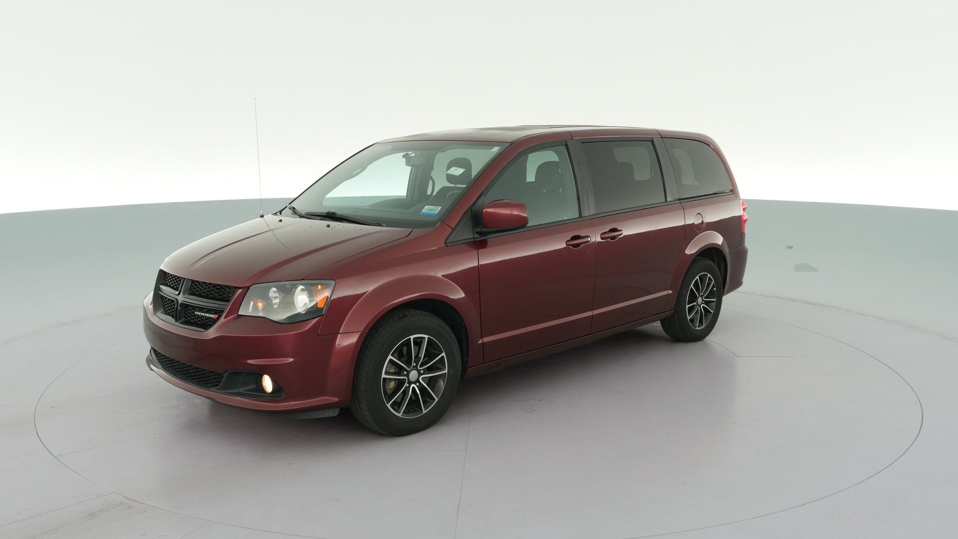 2018 Dodge Grand Caravan Passenger vehicle photo
