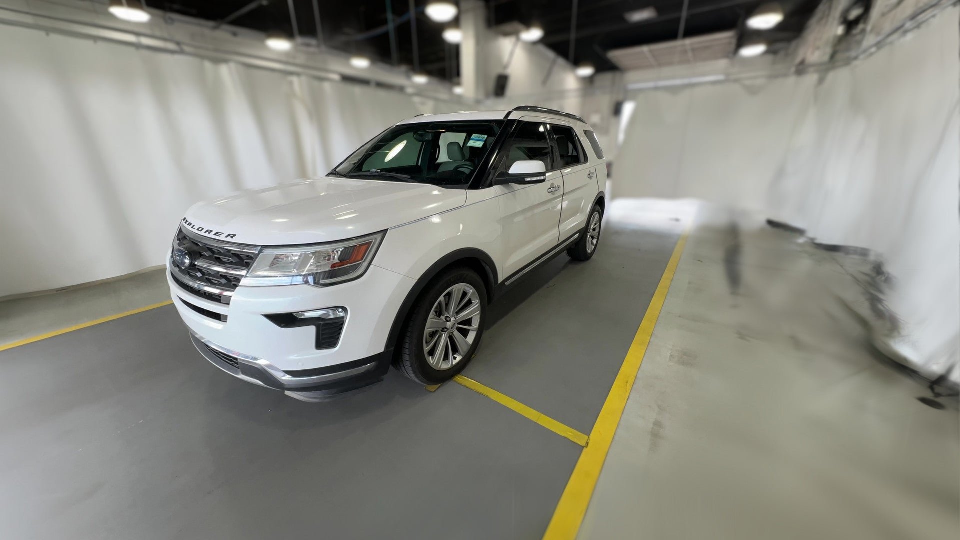 2019 Ford Explorer vehicle photo