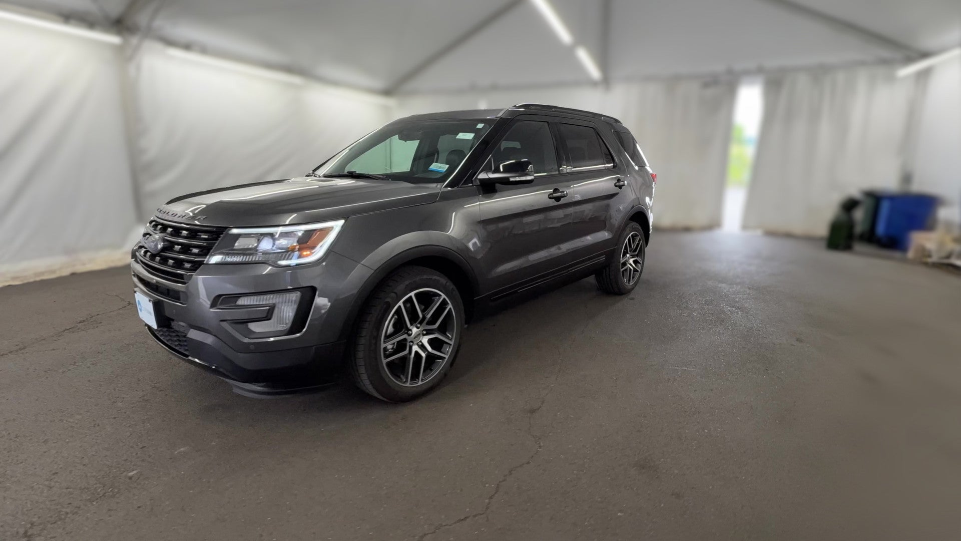 2017 Ford Explorer vehicle photo
