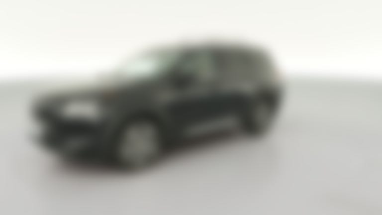 2025 Nissan Pathfinder vehicle photo