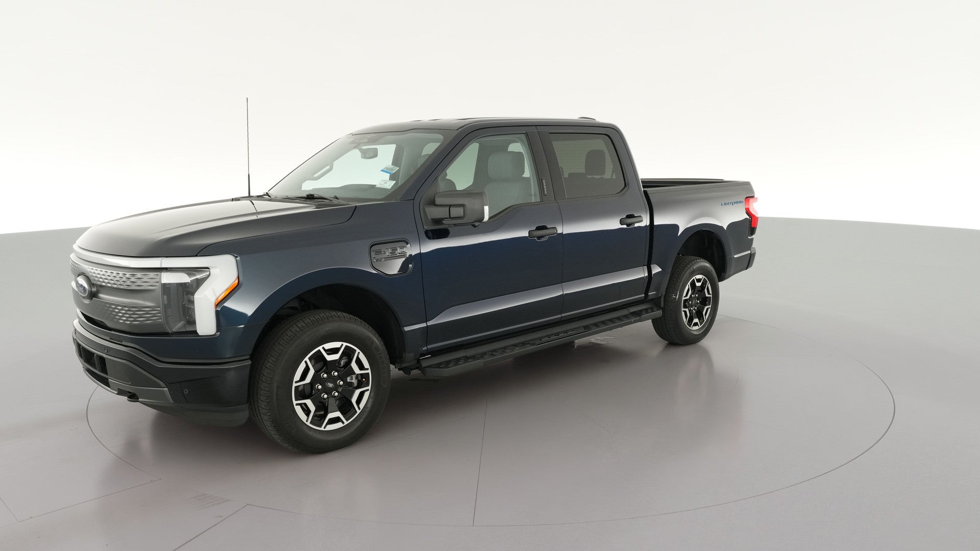 2023 Ford F150 Lightning vehicle photo