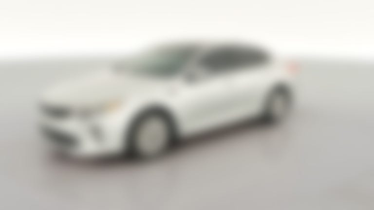 2018 Kia Optima vehicle photo