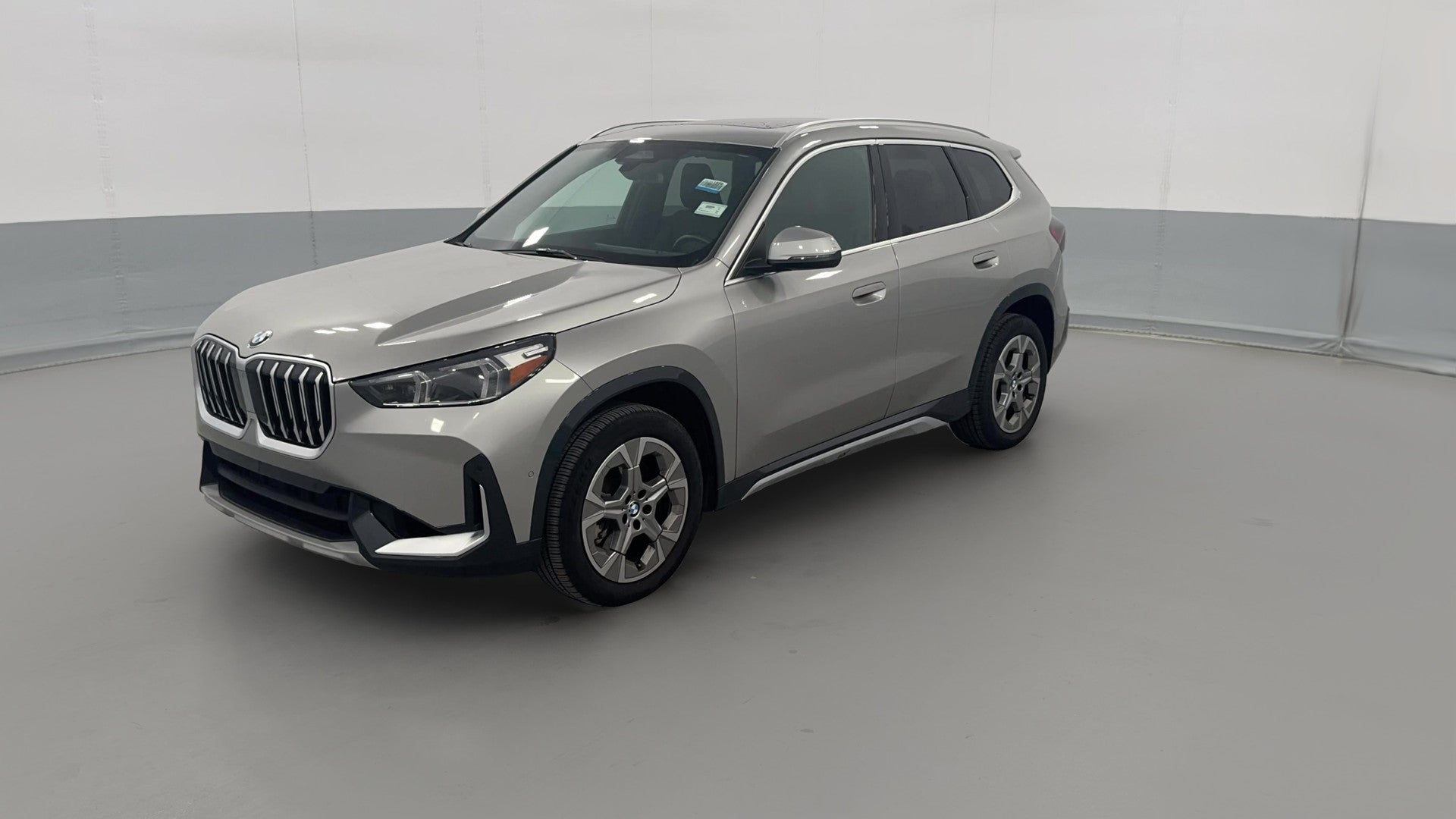 2026 BMW X1 vehicle photo