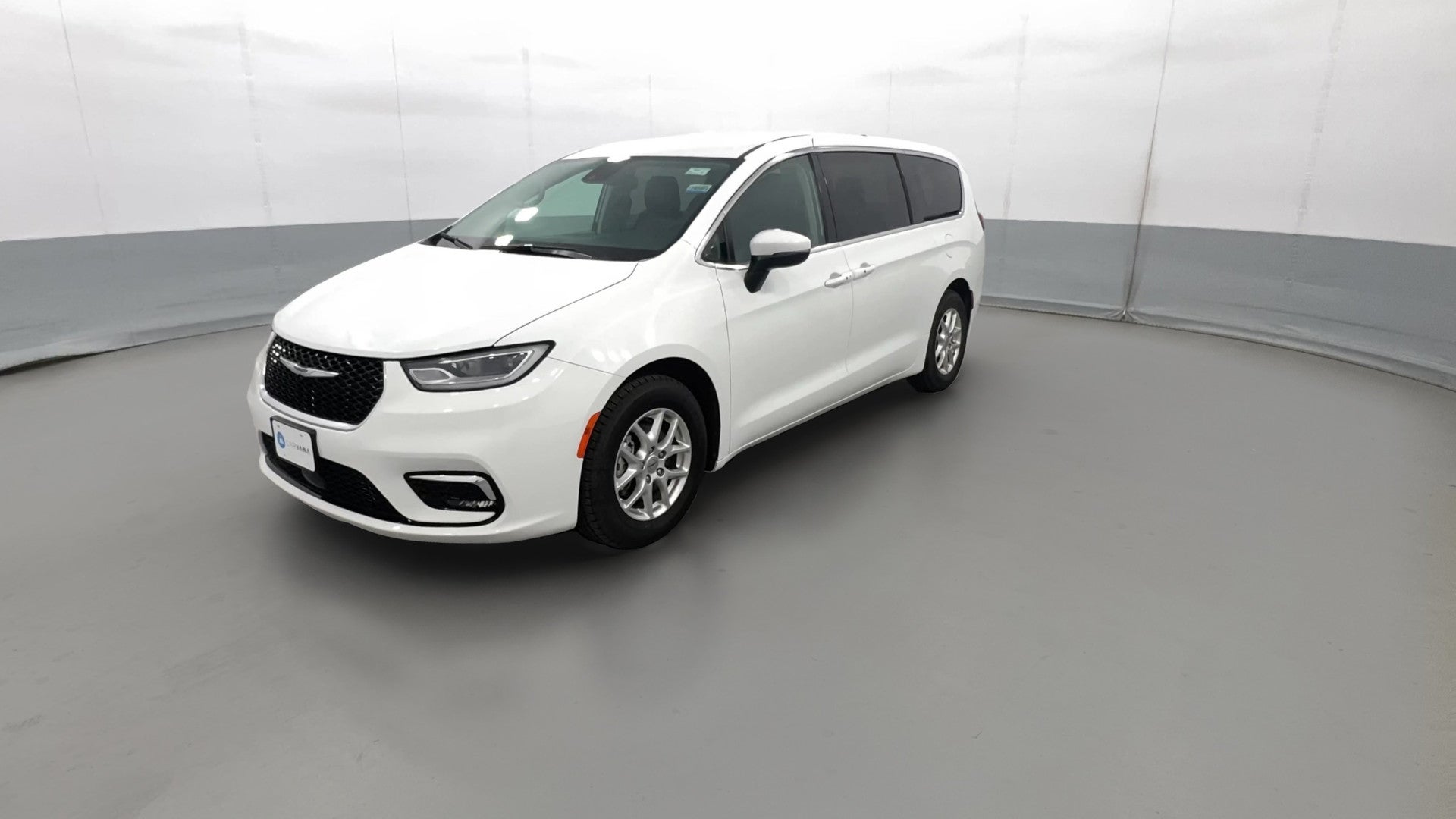 2023 Chrysler Pacifica vehicle photo