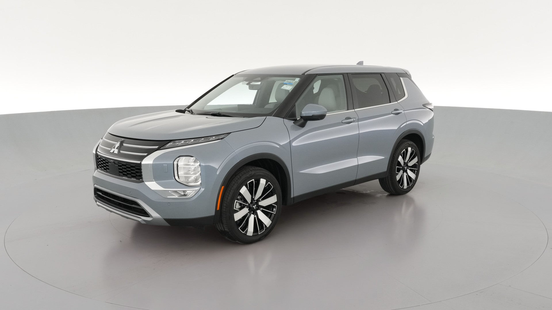 2026 Mitsubishi Outlander vehicle photo