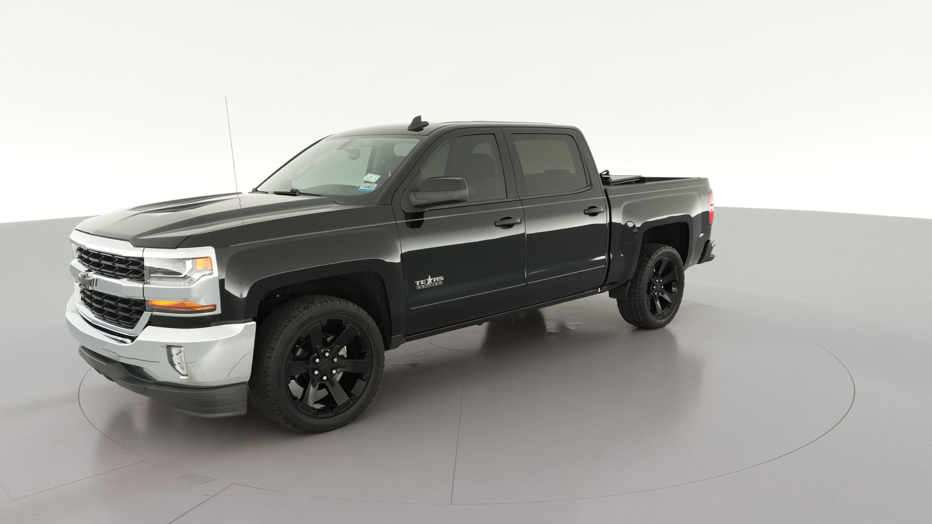 2017 Chevrolet Silverado 1500 Crew Cab vehicle photo
