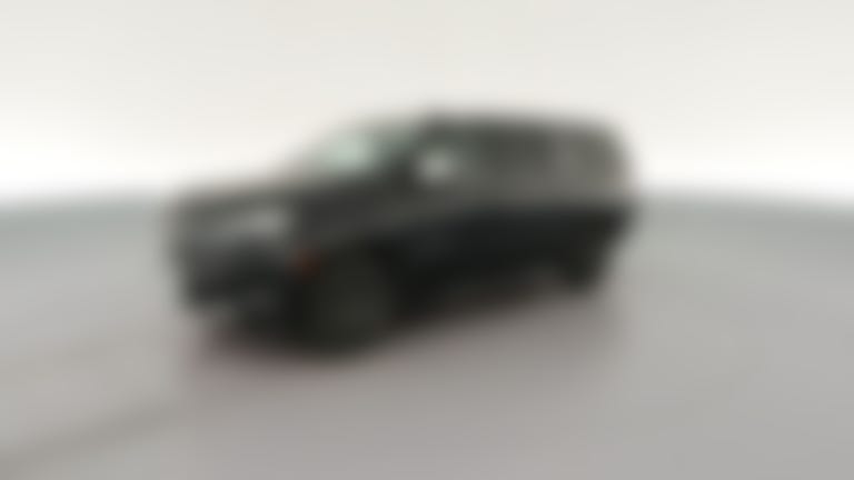 2023 Chevrolet Suburban vehicle photo
