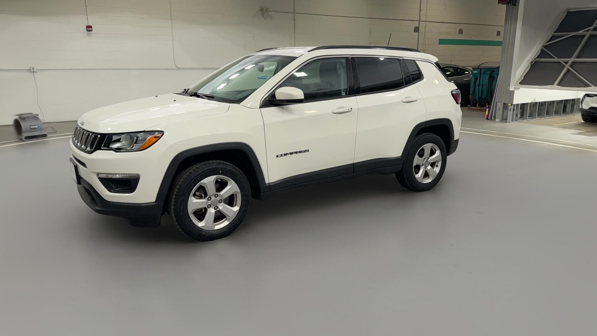 2018 Jeep Compass vehicle photo