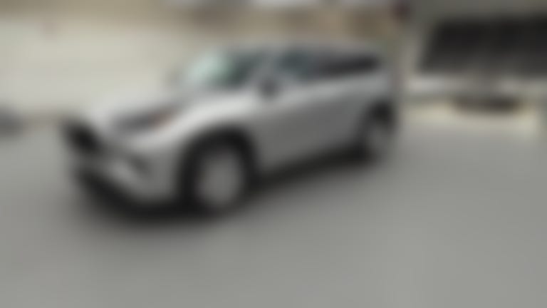 2023 Toyota Highlander vehicle photo