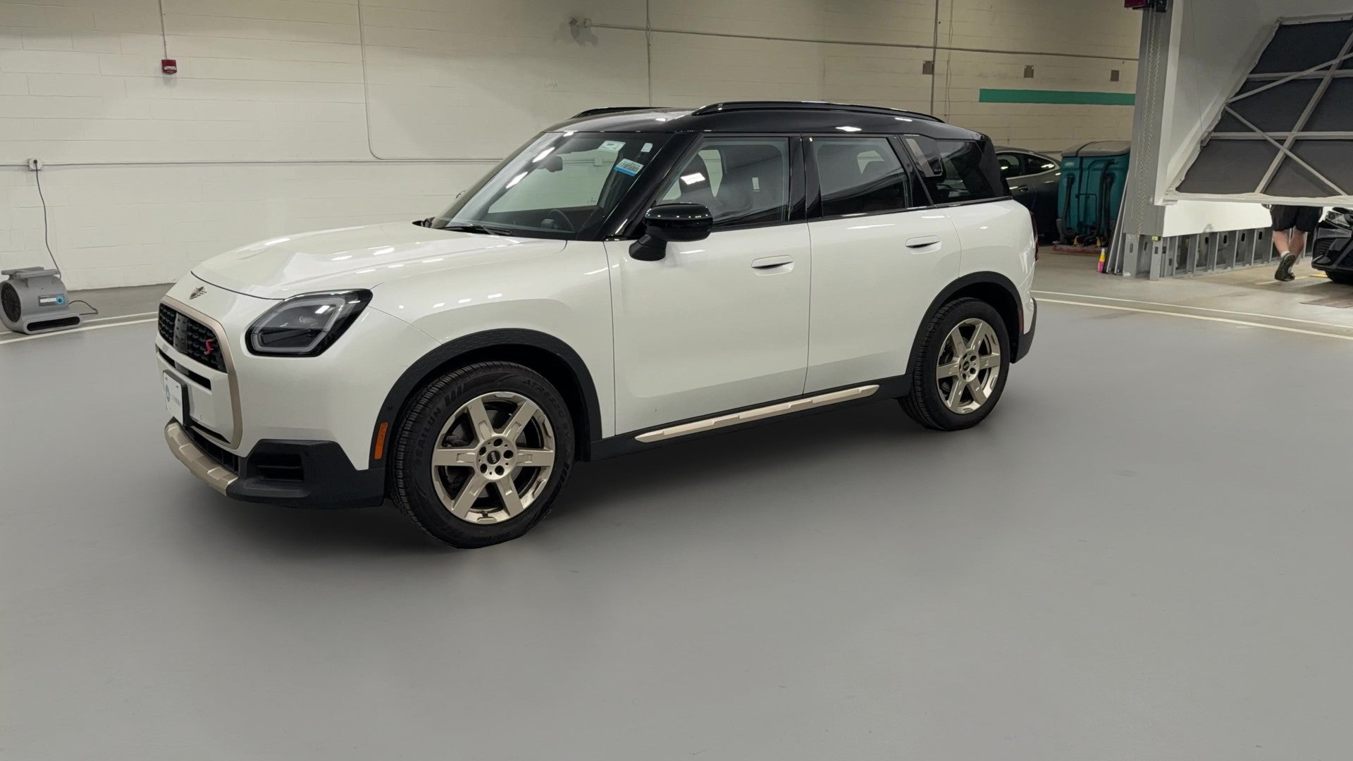 2025 MINI Countryman vehicle photo