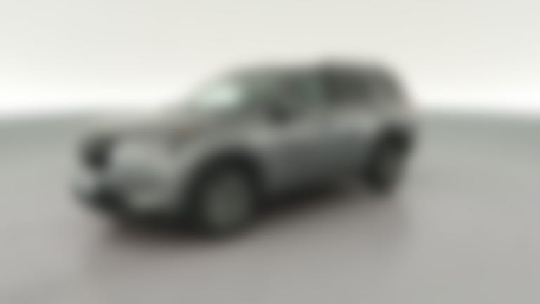 2025 Nissan Pathfinder vehicle photo