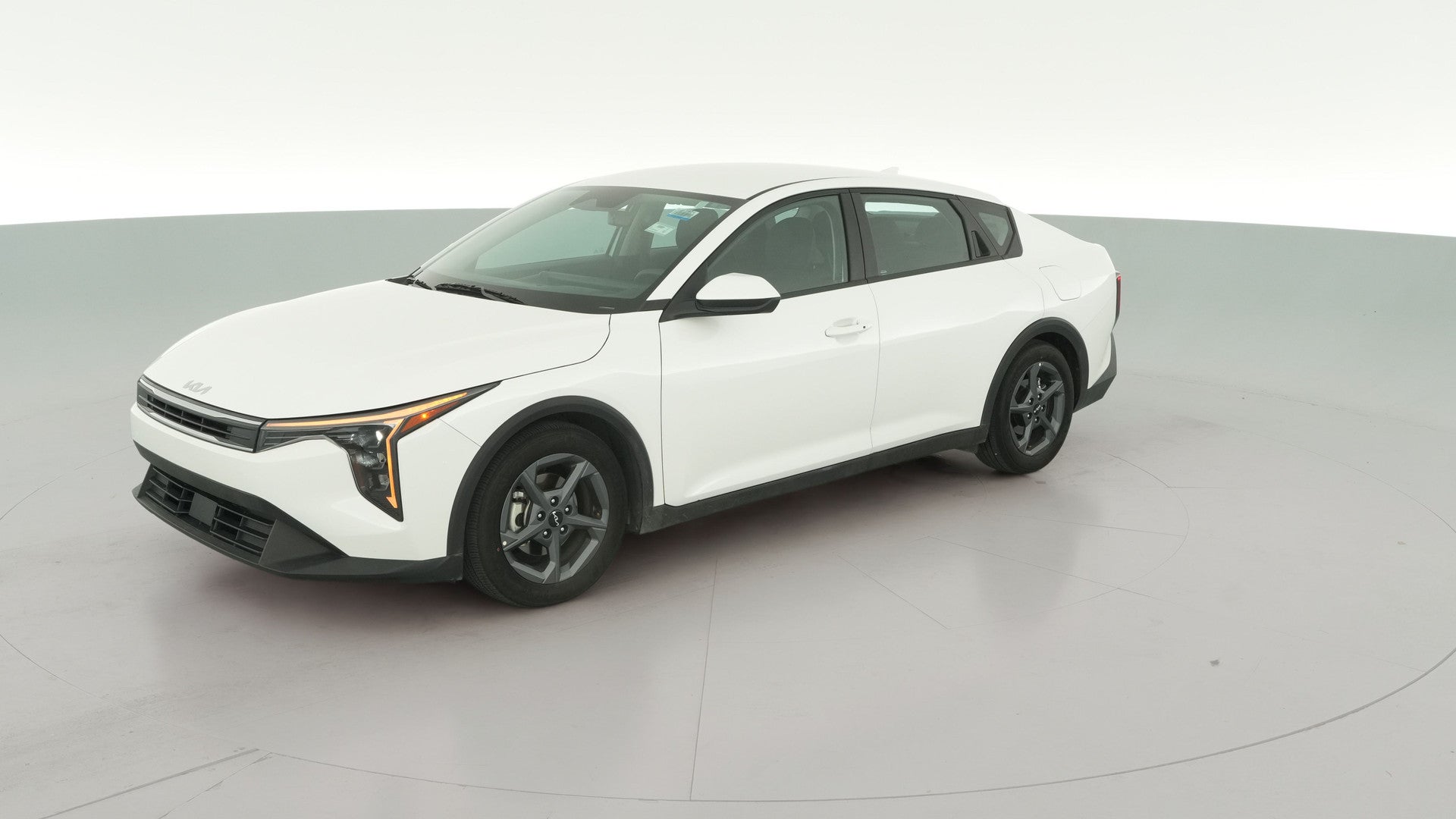 2025 Kia K4 vehicle photo
