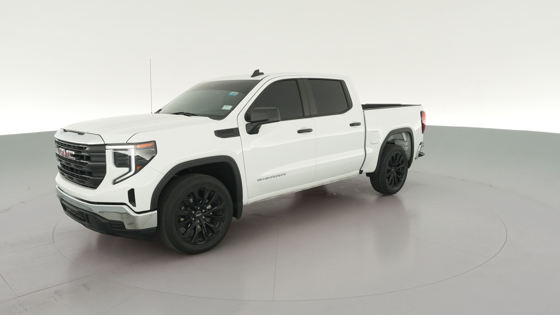 2024 GMC Sierra 1500 Crew Cab vehicle photo