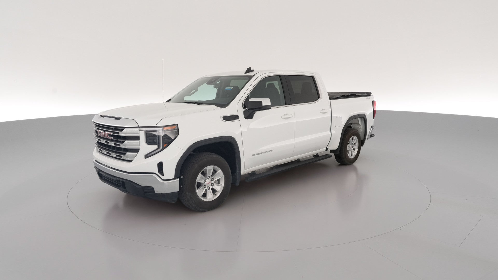 2024 GMC Sierra 1500 Crew Cab vehicle photo