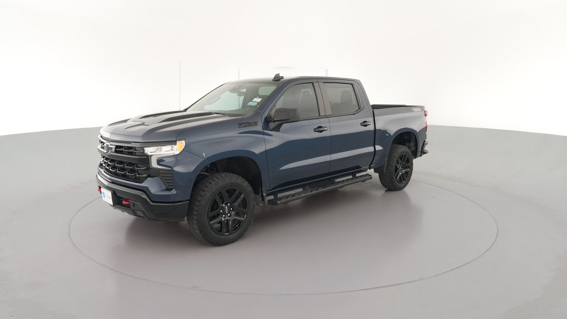 2023 Chevrolet Silverado 1500 Crew Cab vehicle photo