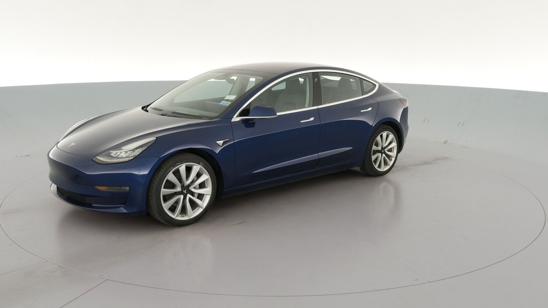 2018 Tesla Model 3 vehicle photo
